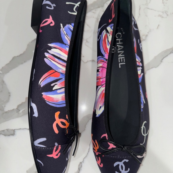Chanel 24S Blue Printed Logo Multicolor CC Logo Bow Tie Ballet Ballerina Flat 41 - Picture 11 of 16